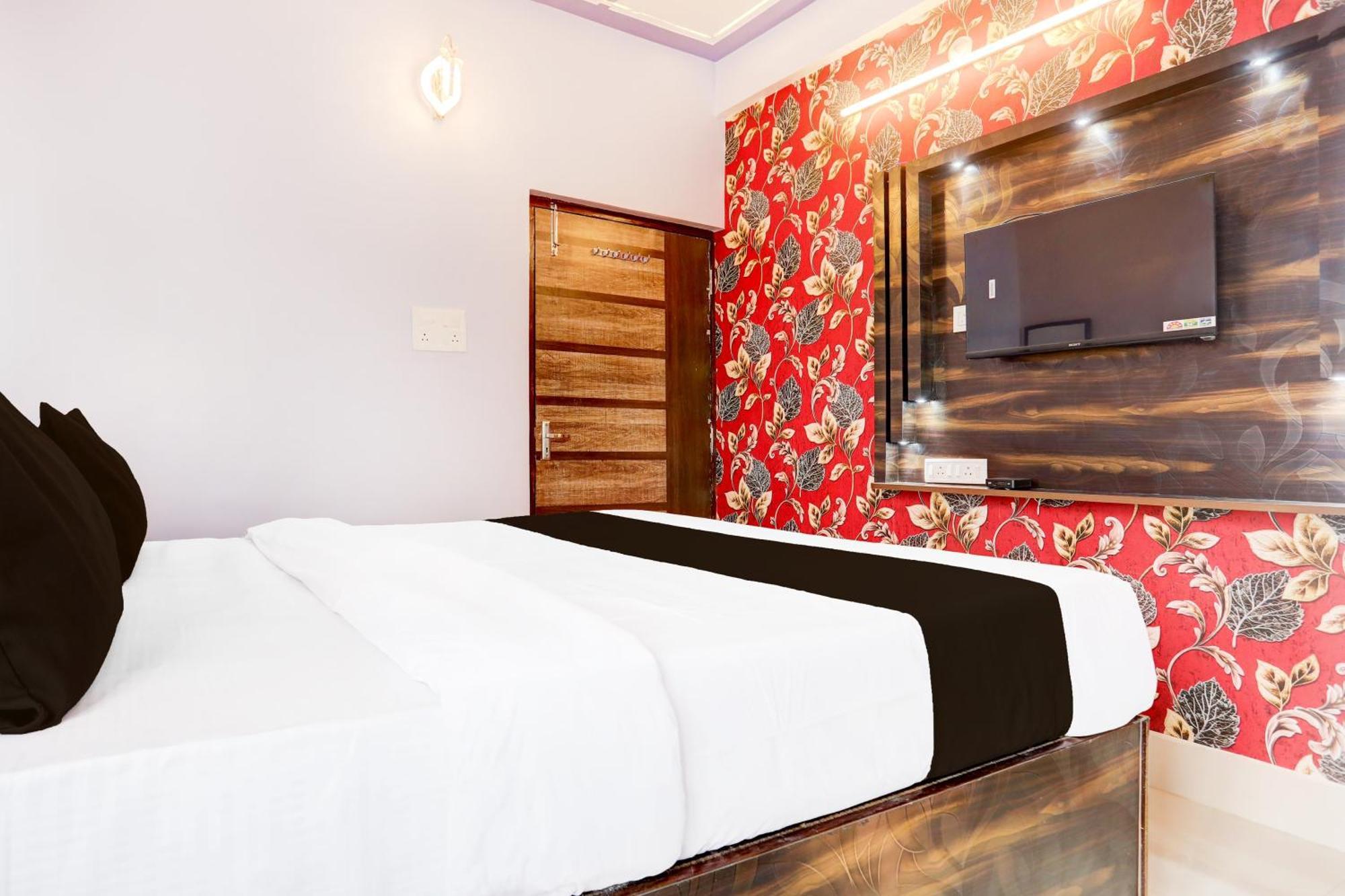 Hotel O Deejit Inn Danapur Exterior photo